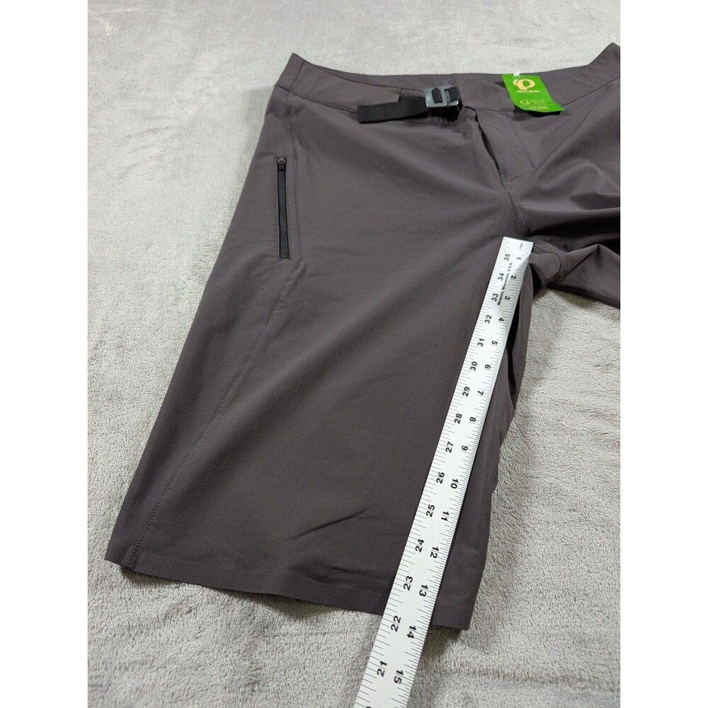 Pearl Izumi Elevate Shell Shorts Gray 34 Standard Fit Bike Athleisure Spell Out - Picture 10 of 10